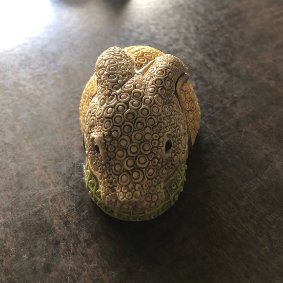 Harmony Kingdom Limited Edition Treasure Jests Chiffon Rabbit - Picture 5 of 16